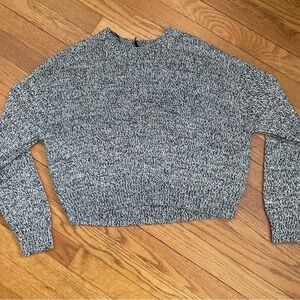 Women's Gray Cropped Sweater
